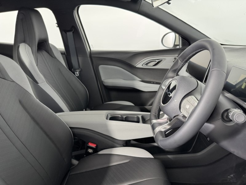 2025 (75) BYD DOLPHIN SURF 65kW Boost 43kWh 5dr Auto 4971822