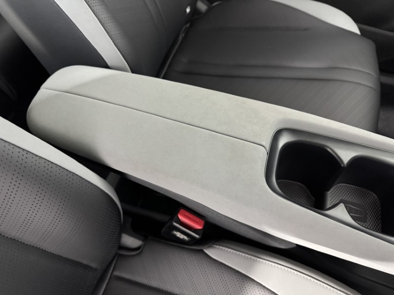 2025 (75) BYD DOLPHIN SURF 65kW Boost 43kWh 5dr Auto 4971826