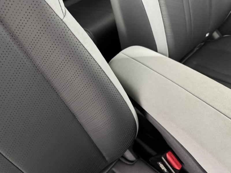 2025 (75) BYD DOLPHIN SURF 65kW Boost 43kWh 5dr Auto 4971825