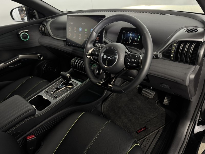 2025 (25) BYD ATTO 3 150kW Design 60kWh 5dr Auto 4991359