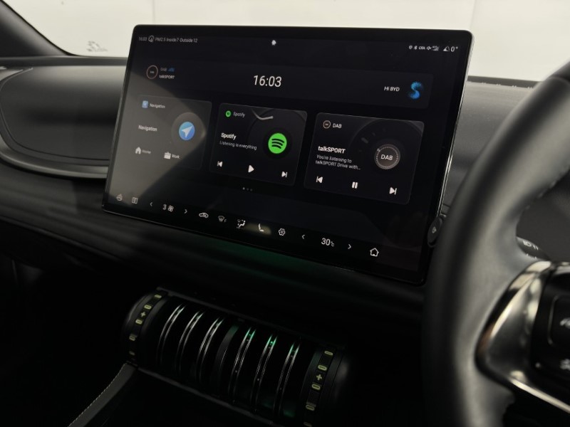 2025 (25) BYD ATTO 3 150kW Design 60kWh 5dr Auto 4991352