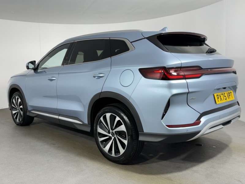 2025 (75) BYD SEAL U 1.5 DM-i AWD Design 5dr Auto