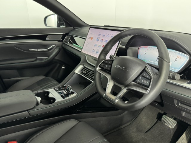 2025 (25) BYD SEAL U 1.5 DM-i Boost 5dr Auto 5058427