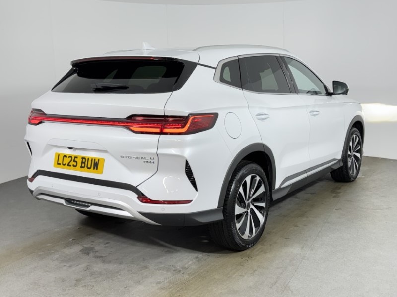 2025 (25) BYD SEAL U 1.5 DM-i AWD Design 5dr Auto 5061183