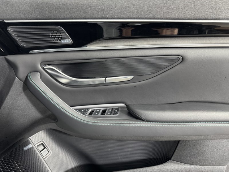 2025 (25) BYD SEAL U 1.5 DM-i AWD Design 5dr Auto 5061109