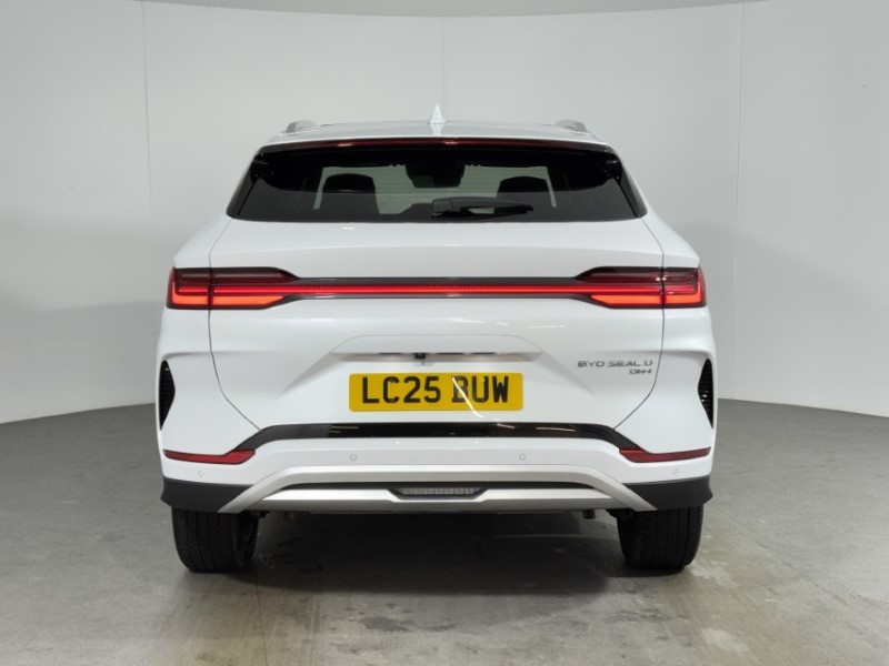 2025 (25) BYD SEAL U 1.5 DM-i AWD Design 5dr Auto 5061120