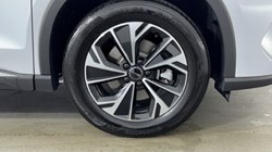 2026 (75) BYD SEALION 5 1.5 DM-i Design 5dr Auto 5482174