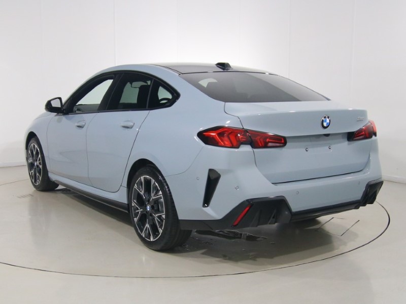  BMW 2 SERIES 220 M Sport 4dr Step Auto 1