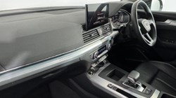 2022 (72) AUDI Q5 45 TFSI Quattro Sport 5dr S Tronic 5369328