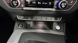 2022 (72) AUDI Q5 45 TFSI Quattro Sport 5dr S Tronic 5369299
