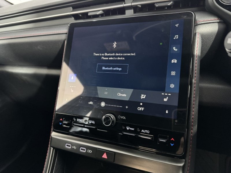 2024 (24) LEXUS LBX 1.5 Premium Plus 5dr E-CVT 5405020