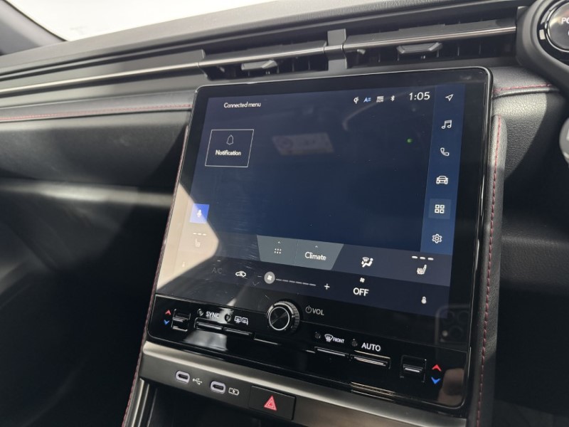 2024 (24) LEXUS LBX 1.5 Premium Plus 5dr E-CVT 5405022