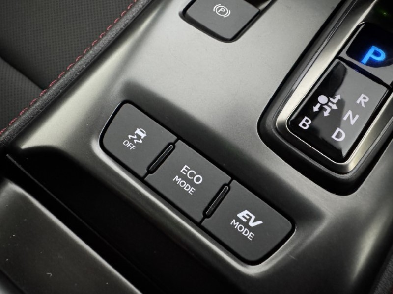 2024 (24) LEXUS LBX 1.5 Premium Plus 5dr E-CVT 5405012