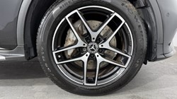 2019 (19) MERCEDES-BENZ GLC 220d 4Matic AMG Night Edition 5dr 9G-Tronic 5420423