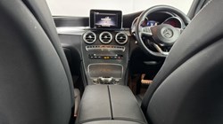 2019 (19) MERCEDES-BENZ GLC 220d 4Matic AMG Night Edition 5dr 9G-Tronic 5420442