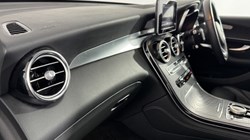 2019 (19) MERCEDES-BENZ GLC 220d 4Matic AMG Night Edition 5dr 9G-Tronic 5420449