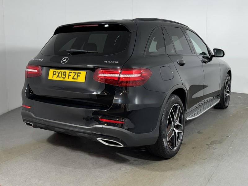 2019 (19) MERCEDES-BENZ GLC 220d 4Matic AMG Night Edition 5dr 9G-Tronic 5420464