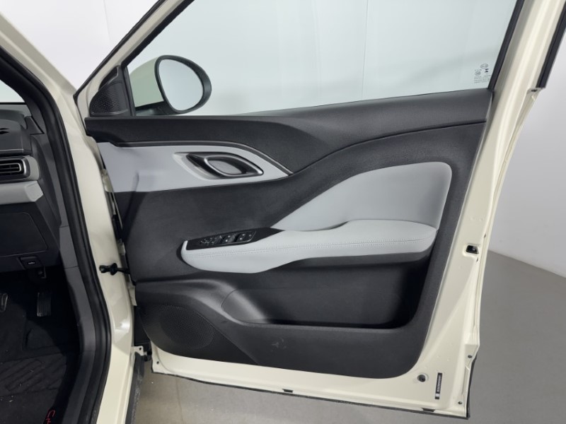 2026 (26) BYD DOLPHIN SURF 65kW Active 30kWh 5dr Auto 5374948