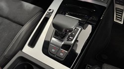 2022 (22) AUDI Q5 40 TDI Quattro S Line 5dr S Tronic 5393999