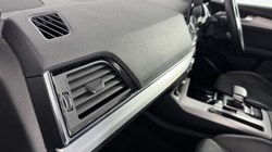 2022 (22) AUDI Q5 40 TDI Quattro S Line 5dr S Tronic 5394037