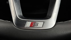 2022 (22) AUDI Q5 40 TDI Quattro S Line 5dr S Tronic 5394005
