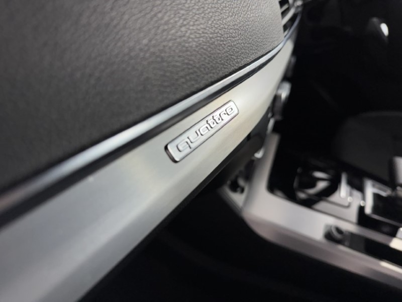 2022 (22) AUDI Q5 40 TDI Quattro S Line 5dr S Tronic 5394038