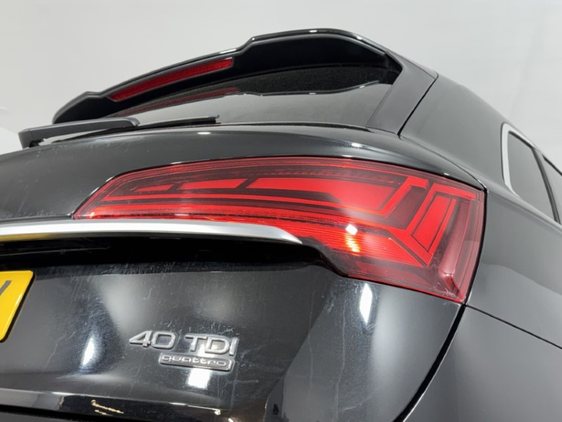 2022 (22) AUDI Q5 40 TDI Quattro S Line 5dr S Tronic 5394027
