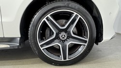 2017 (67) MERCEDES-BENZ GLE 250d 4Matic AMG Line Prem Plus 5dr 9G-Tronic 5398012