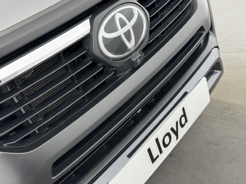 2024 (73) TOYOTA COMMERCIAL HILUX Invincible X D/Cab Pick Up 2.8 D-4D Auto 5381951