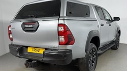 2024 (73) TOYOTA COMMERCIAL HILUX Invincible X D/Cab Pick Up 2.8 D-4D Auto 5381996
