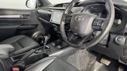 2024 (73) TOYOTA COMMERCIAL HILUX Invincible X D/Cab Pick Up 2.8 D-4D Auto 5381943