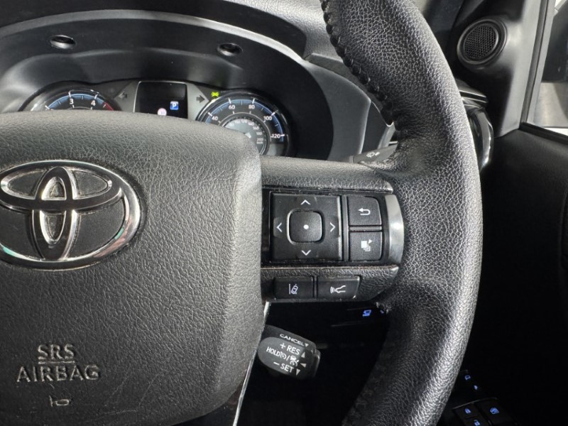 2024 (73) TOYOTA COMMERCIAL HILUX Invincible X D/Cab Pick Up 2.8 D-4D Auto 5381916