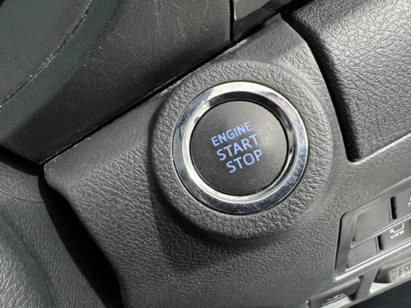 2024 (73) TOYOTA COMMERCIAL HILUX Invincible X D/Cab Pick Up 2.8 D-4D Auto 5381938