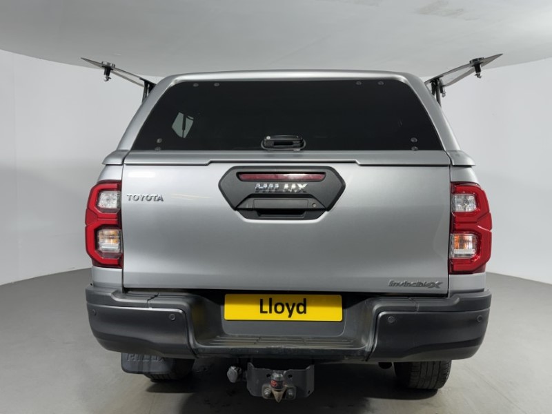 2024 (73) TOYOTA COMMERCIAL HILUX Invincible X D/Cab Pick Up 2.8 D-4D Auto 5381963