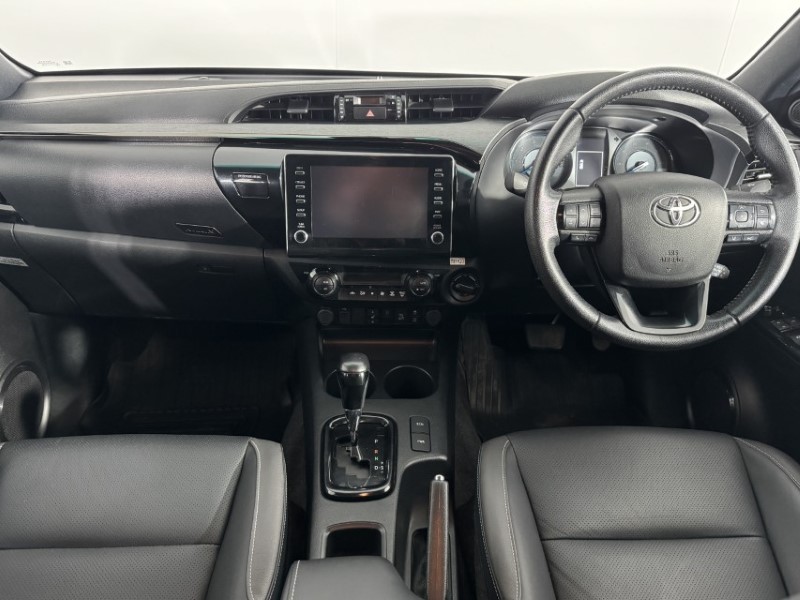 2024 (73) TOYOTA COMMERCIAL HILUX Invincible X D/Cab Pick Up 2.8 D-4D Auto 5381965