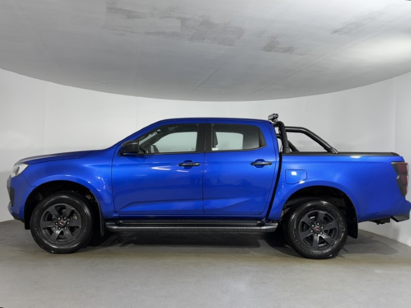 2025 (25) ISUZU COMMERCIAL D-MAX 1.9 V-Cross Double Cab 4x4 Auto 5380684