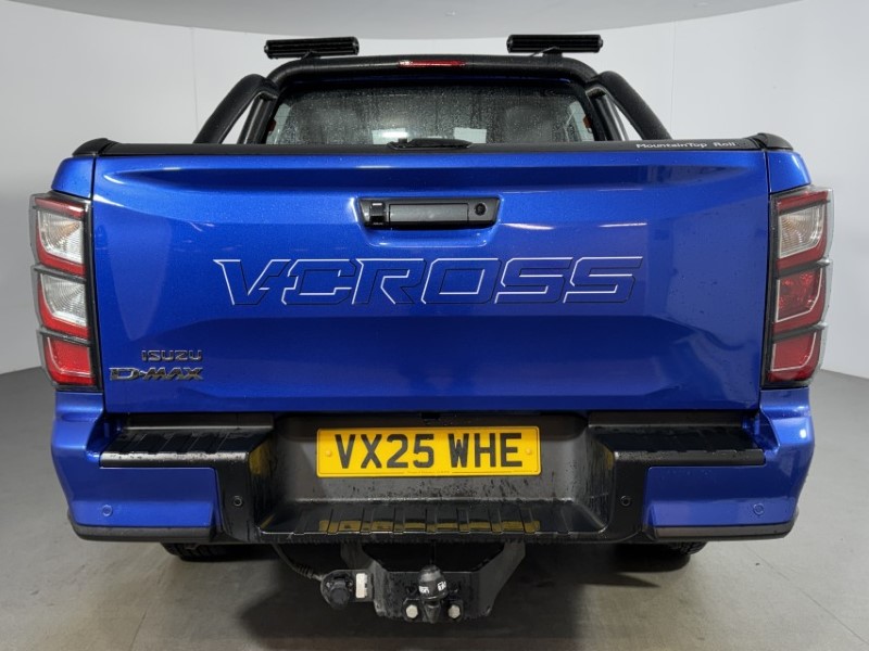 2025 (25) ISUZU COMMERCIAL D-MAX 1.9 V-Cross Double Cab 4x4 Auto 5380681