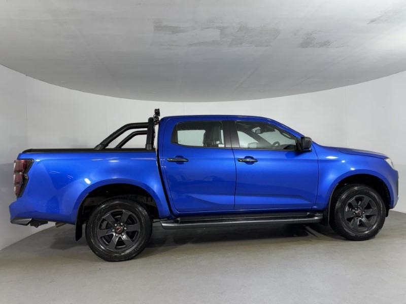2025 (25) ISUZU COMMERCIAL D-MAX 1.9 V-Cross Double Cab 4x4 Auto 5380678
