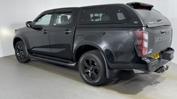 2024 (74) ISUZU COMMERCIAL D-MAX 1.9 V-Cross Double Cab 4x4 Auto 5400086