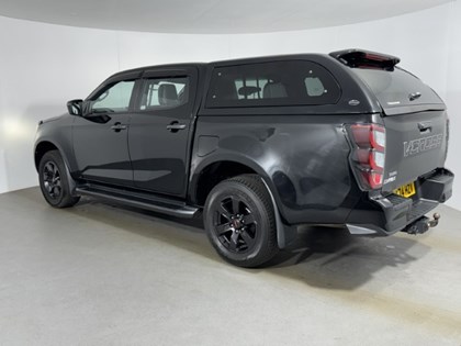2024 (74) ISUZU COMMERCIAL D-MAX 1.9 V-Cross Double Cab 4x4 Auto