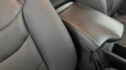 2024 (74) ISUZU COMMERCIAL D-MAX 1.9 V-Cross Double Cab 4x4 Auto 5400096