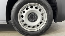 2024 (74) PEUGEOT COMMERCIAL PARTNER 1.5 BlueHDi 100 Professional Van 5400225