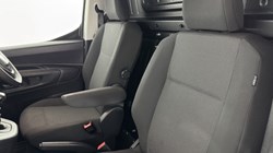 2024 (74) PEUGEOT COMMERCIAL PARTNER 1.5 BlueHDi 100 Professional Van 5400223