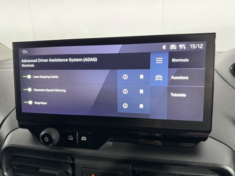 2024 (74) PEUGEOT COMMERCIAL PARTNER 1.5 BlueHDi 100 Professional Van 5400233