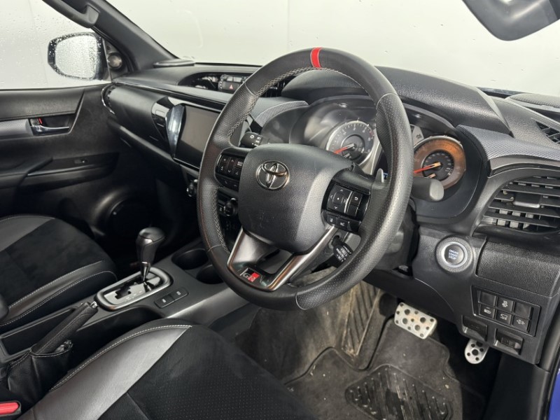 2025 (25) TOYOTA COMMERCIAL HILUX GR Sport II D/Cab Pick Up 2.8 D-4D Auto 5399818