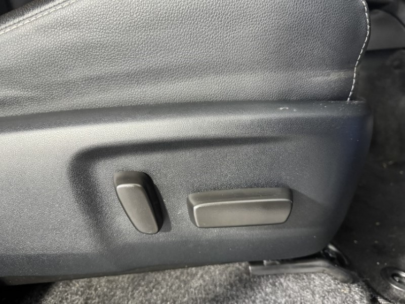 2025 (25) TOYOTA COMMERCIAL HILUX GR Sport II D/Cab Pick Up 2.8 D-4D Auto 5399821