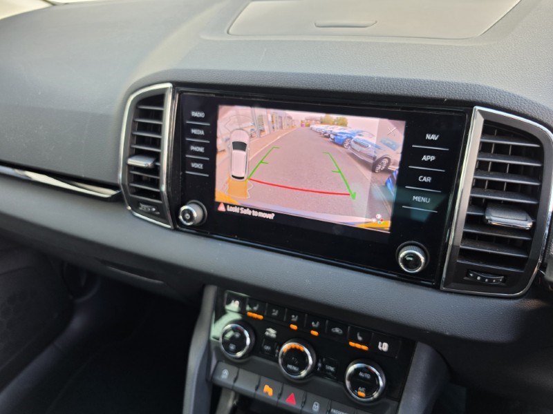 2021 (21) SKODA KAROQ 1.5 TSI SE L 5dr DSG 5856982