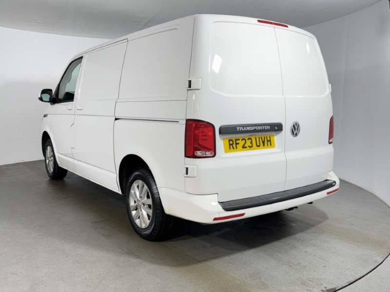 2023 (23) VOLKSWAGEN COMMERCIAL TRANSPORTER 2.0 TDI 150 Highline Van 5379935