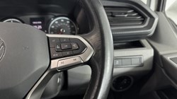 2023 (23) VOLKSWAGEN COMMERCIAL TRANSPORTER 2.0 TDI 150 Highline Van 5379898
