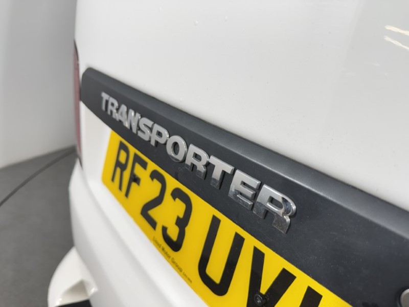 2023 (23) VOLKSWAGEN COMMERCIAL TRANSPORTER 2.0 TDI 150 Highline Van 5379911